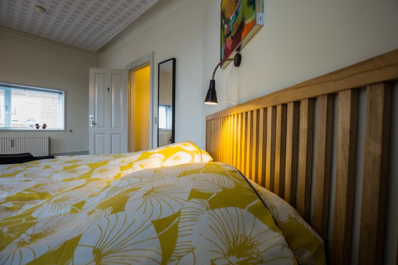 Bed & Breakfast Гольстебро Екстер'єр фото